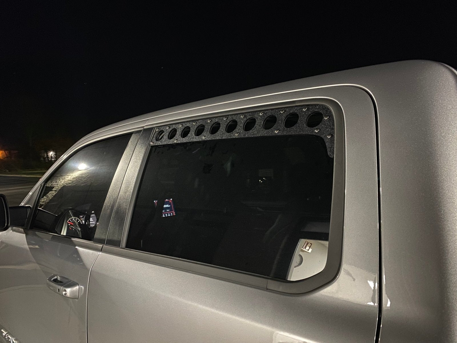 Visual Autowerks 5th Gen Ram 1500 Rear Window Vents (Crew Cab) - 1