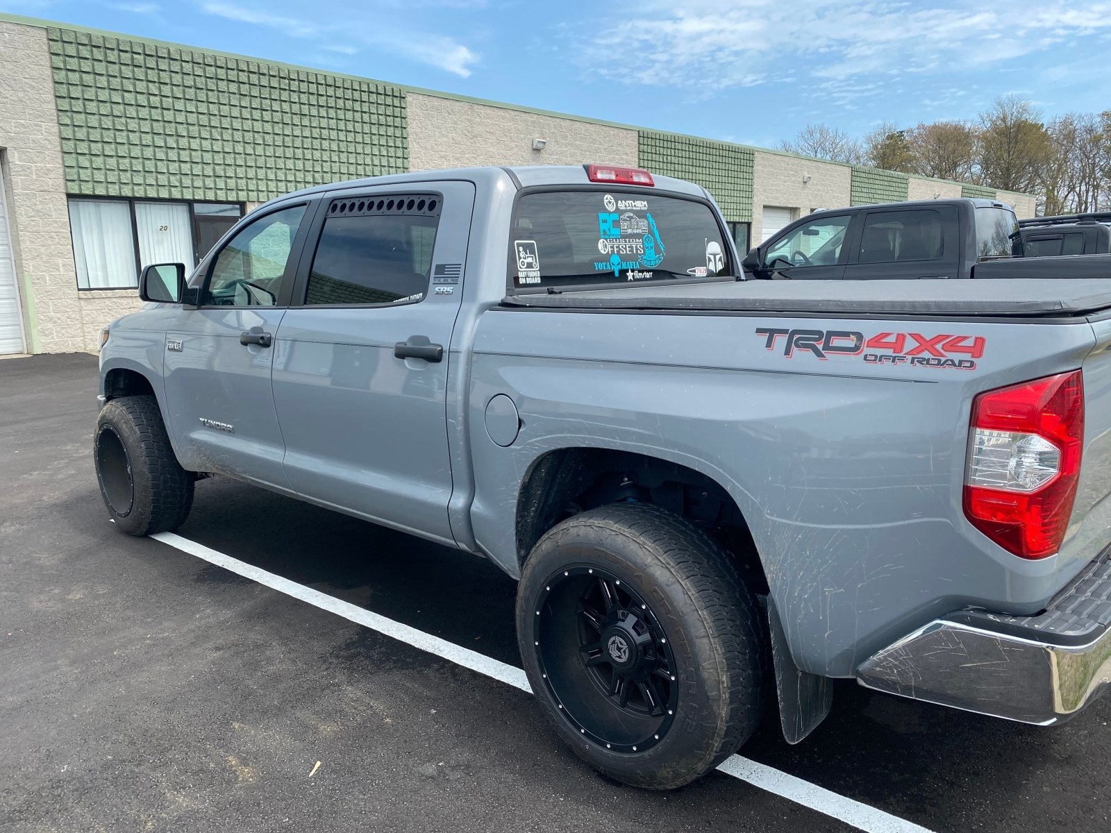 Visual Autowerks 2nd Gen Tundra Window Vents (Crew Max) - 3