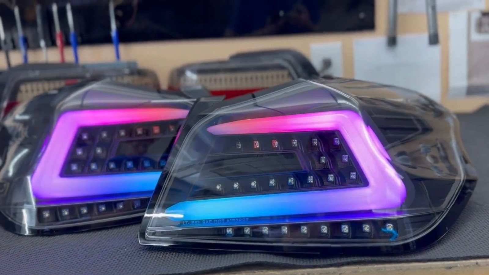 スバル　ランティス NTXGlow Black LED Tail Lights | 2015-2021 Subaru WRX/STI | JD