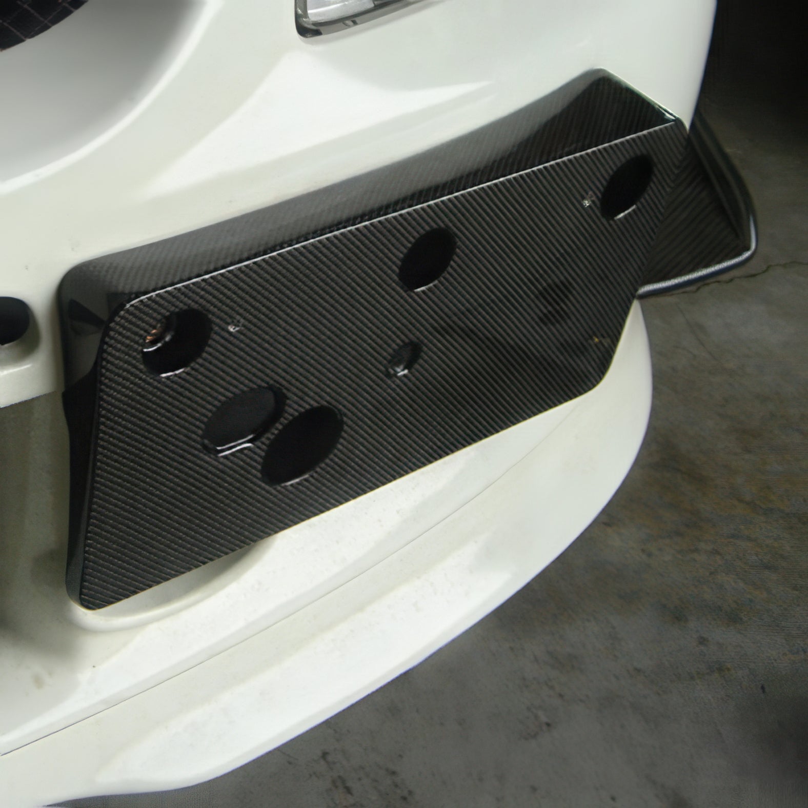 Soporte de placa de fibra de carbono Rexpeed (Evo 8)