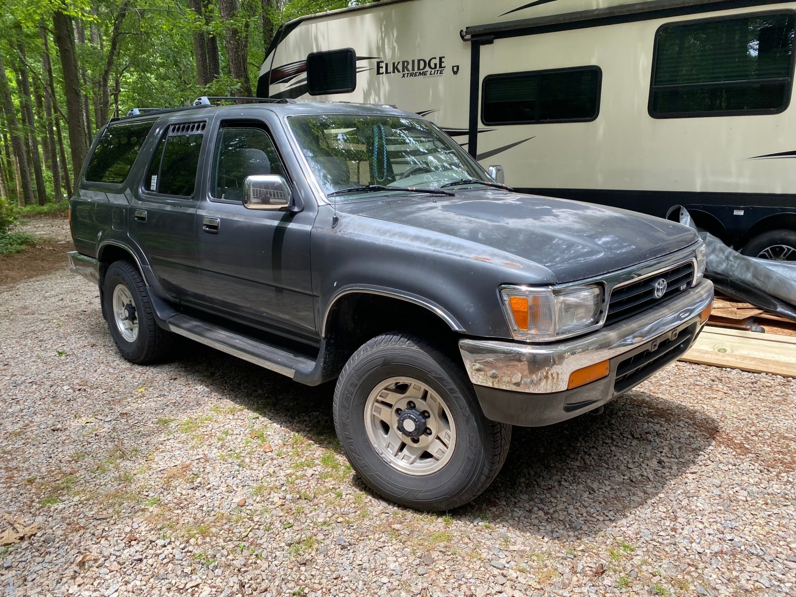 Visual Autowerks 4Runner 2nd Gen Side Window Vents - 1