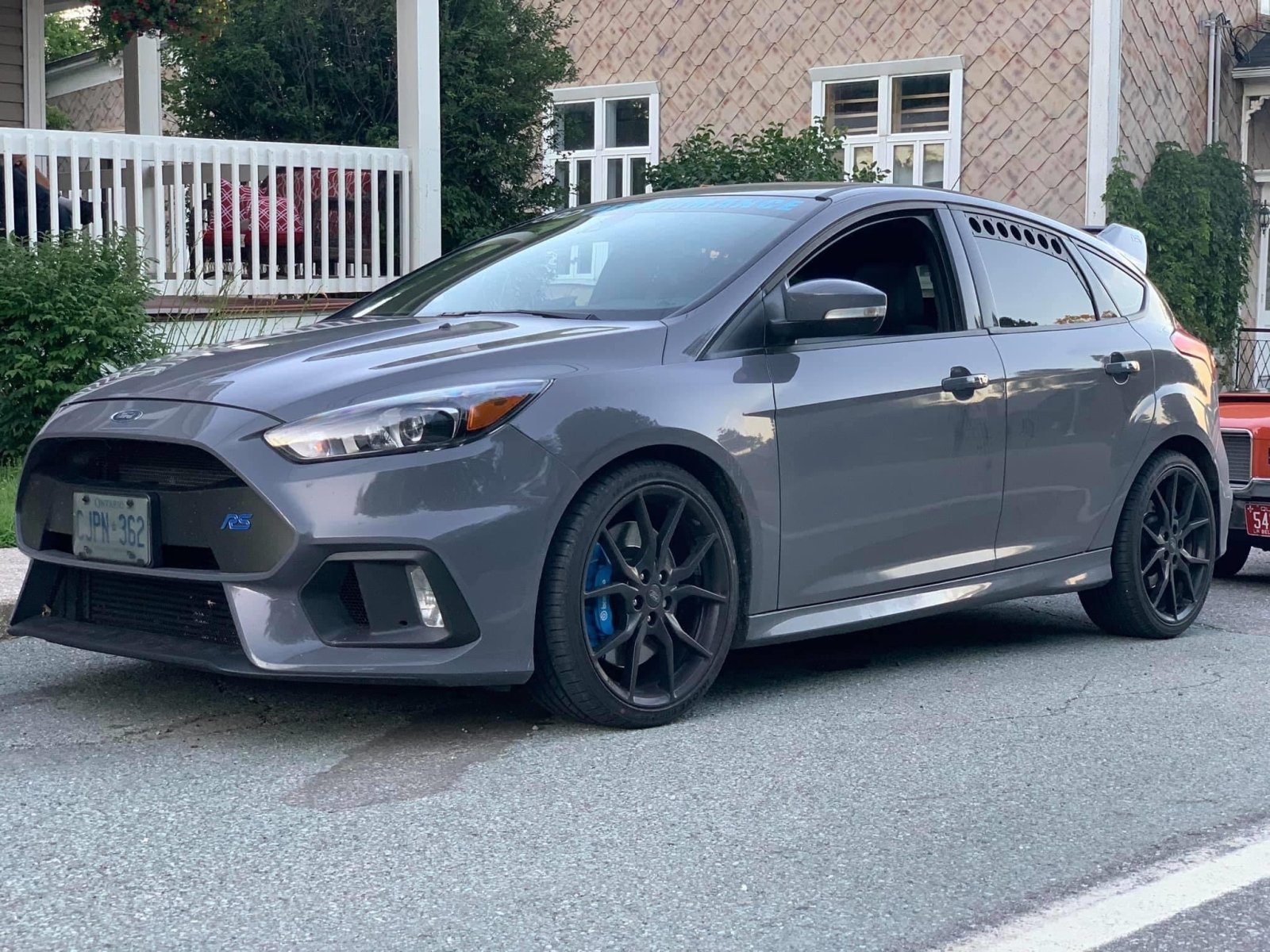 Visual Autowerks 12+ Focus RS/ST Window Vents - 1