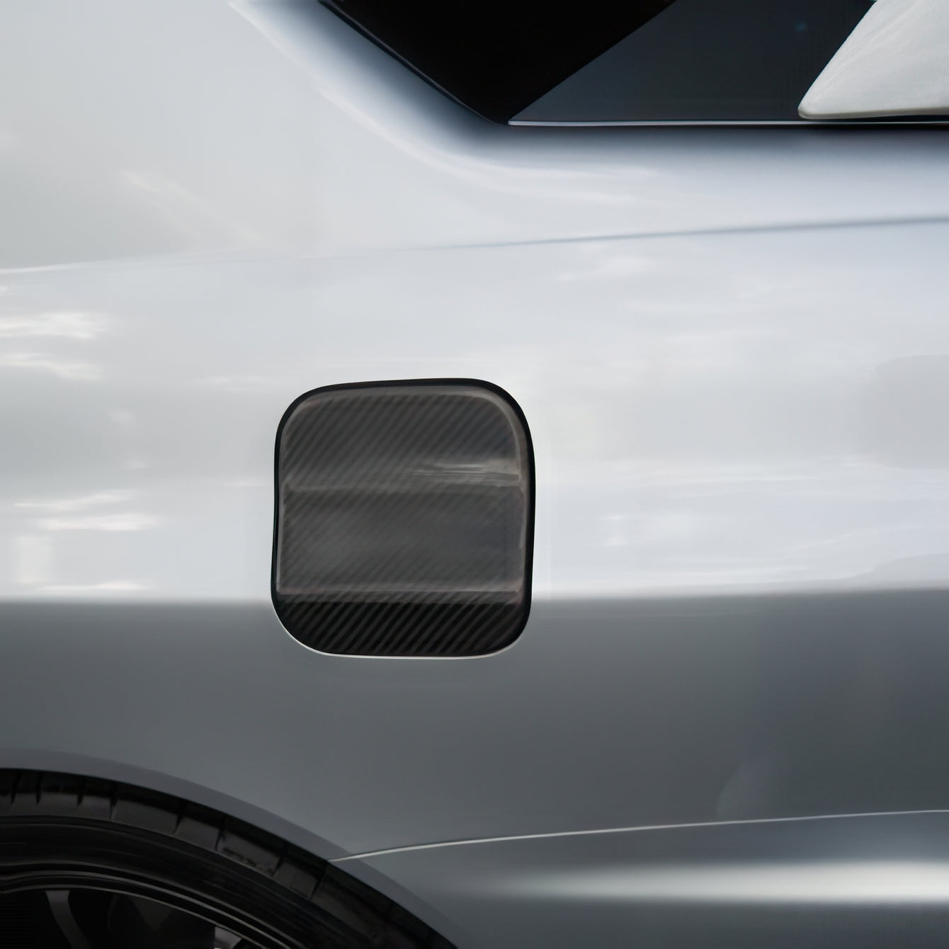 Rexpeed Carbon Fiber Fuel Cover (Evo 7/8/9/X)