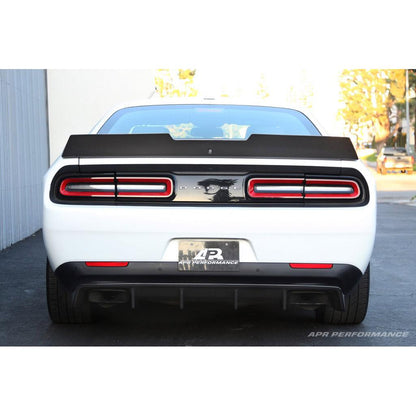 Alerón trasero de fibra de carbono APR (Dodge Challenger Hellcat 2015-2023) 