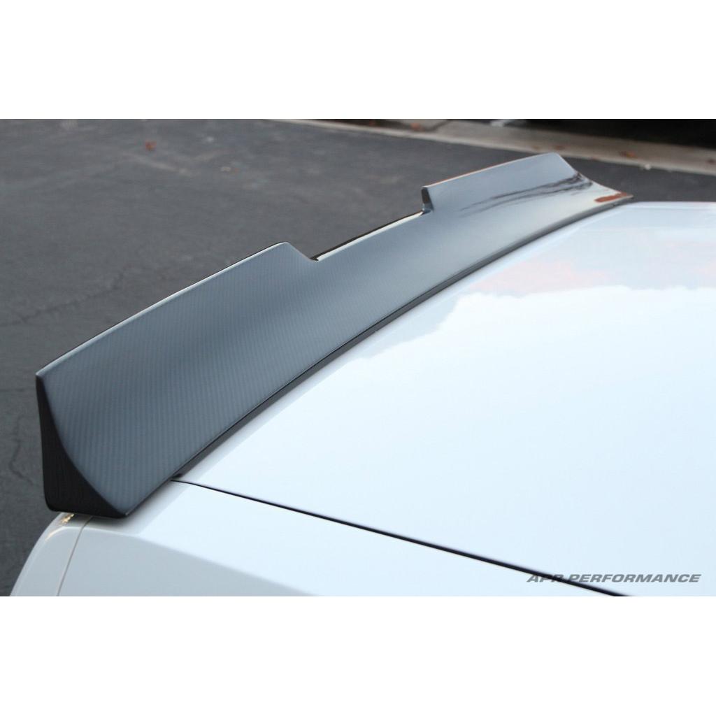 Alerón trasero de fibra de carbono APR (Dodge Challenger Hellcat 2015-2023) 