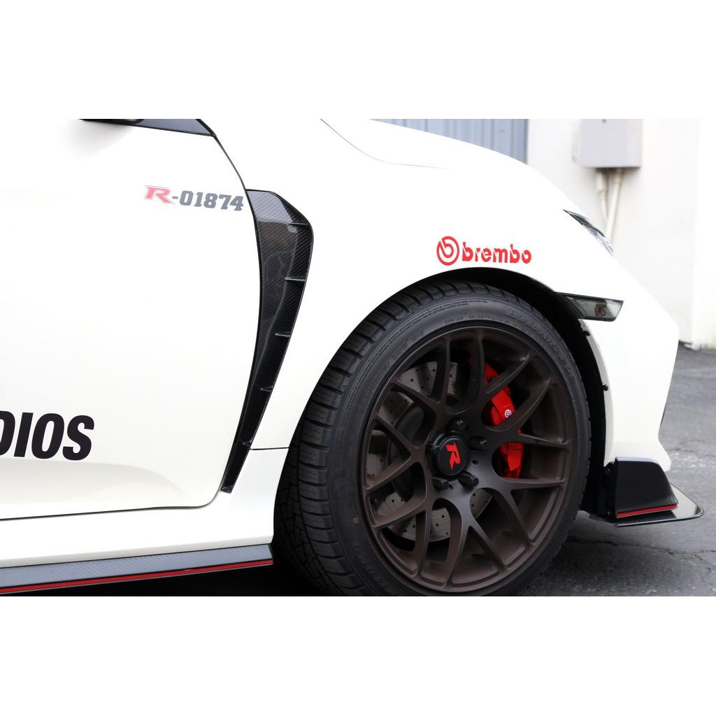 Ventilaciones de guardabarros de fibra de carbono APR (Honda FK8 Civic Type R 2017-2021)