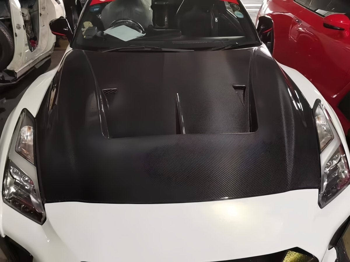 JDMuscle [GT-R 17-24] Capó de fibra de carbono - Estilo LB