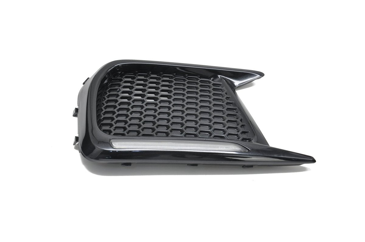 JDMuscle [18-21 WRX/STI] JDM Style Sequential Turn+Drl Bezel w/o Fog Light