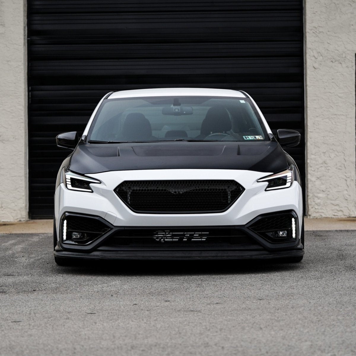 JDMuscle [WRX 22-25 con FMIC] Capó sin pala de fibra de carbono V1