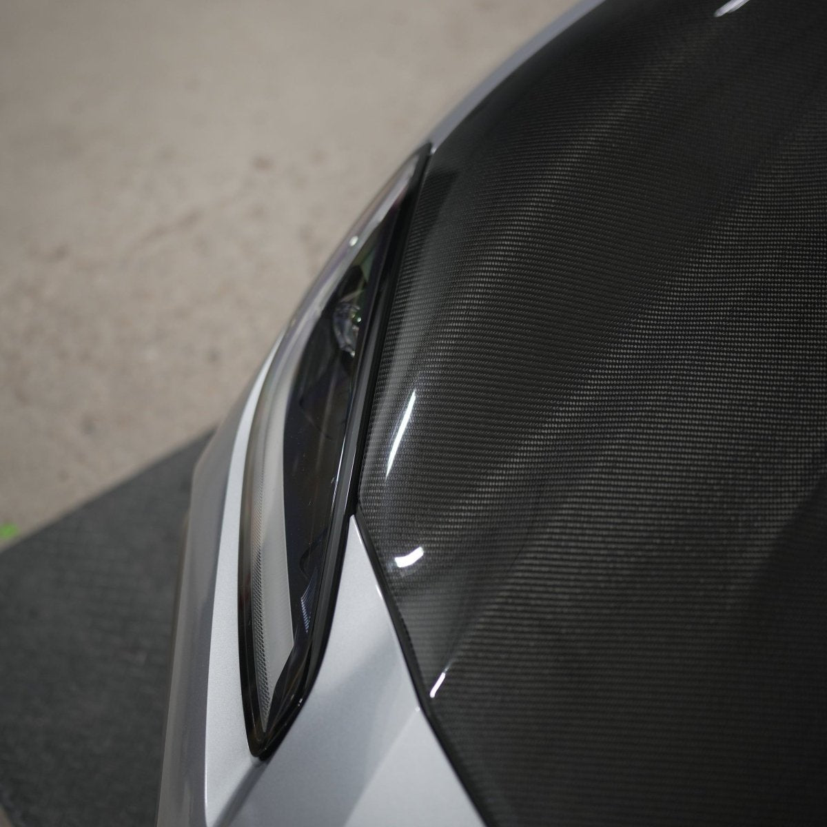 JDMuscle Tanso Carbon Fiber Hood - STI Style (22+BRZ/GR86)
