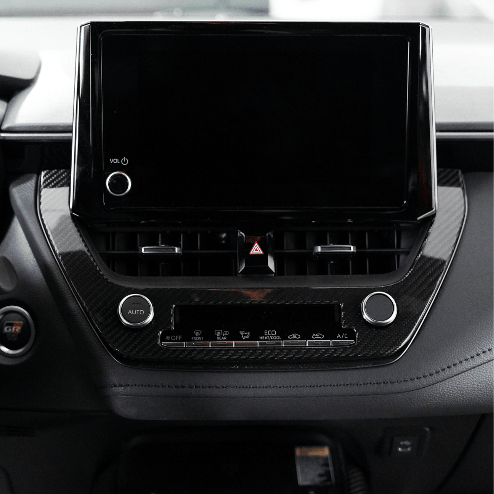 JDMuscle [Toyota GR Corolla 23-24*] Cubierta de fibra de carbono para el panel central del aire acondicionado