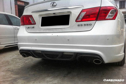 Carbonado 2007-2012 Lexus ES WI Style Rear Bumper ES240 ES350
