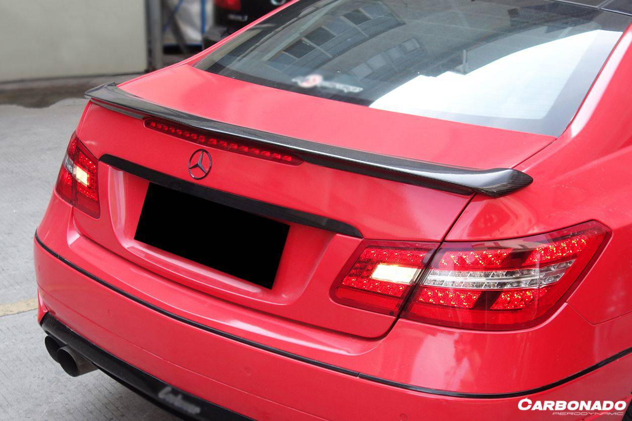 Carbonado 2010-2016 Mercedes Benz E Class W207 Coupe LRS Style Carbon Fiber Trunk Spoiler