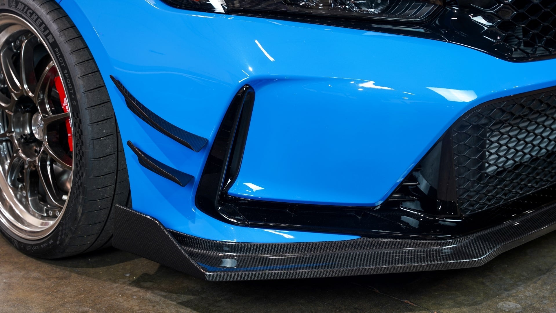 APR Carbon Fiber Front Bumper Canards (2023+ Honda FL5 Civic Type R)
