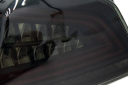 Luces traseras CR con especificaciones OLM (lente ahumada, base negra) - Subaru WRX y STI 2015-2021