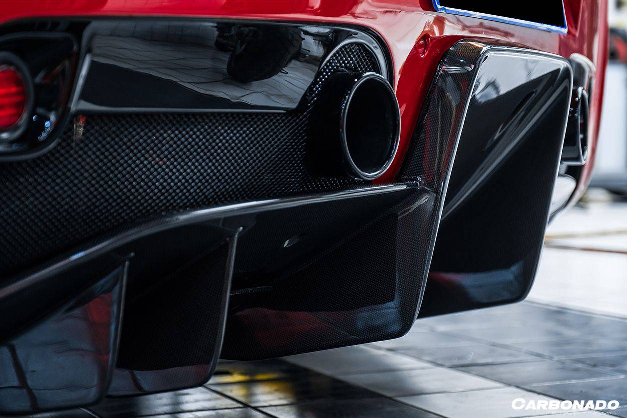 Carbonado 2010-2015 Ferrari 458 Coupe Spider Speciale Style Carbon Fiber Rear Bumper With Diffuser