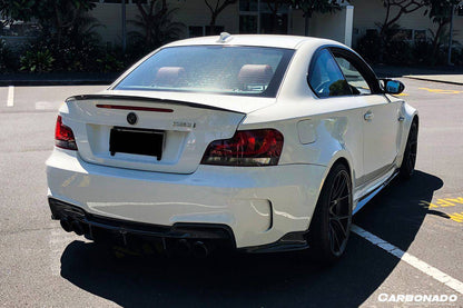 Carbonado 2008-2013 BMW E82 E88 1 Series 1M Style Auto Full Wide Body Kit