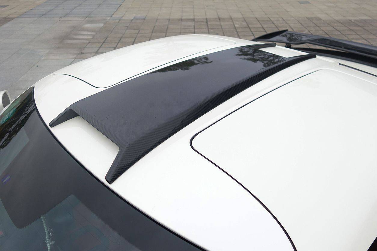 Carbonado 2010-2015 Mercedes Benz W197 SLS AMG BKSS Style Carbon Fiber Roof Scoop