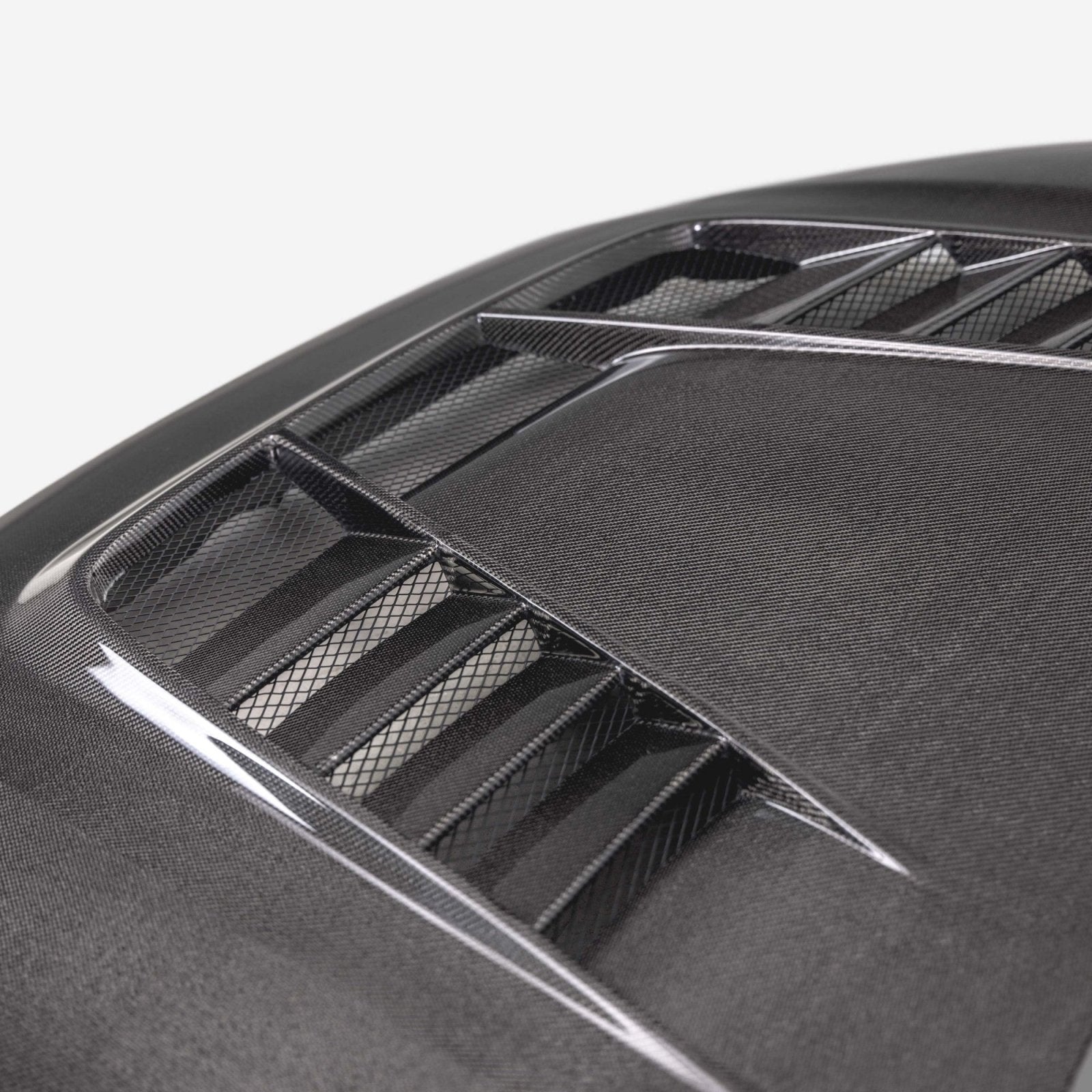 Seibon TV - Style Double Side Carbon Fiber Hood (2023 Honda Civic Type R) - Seibon