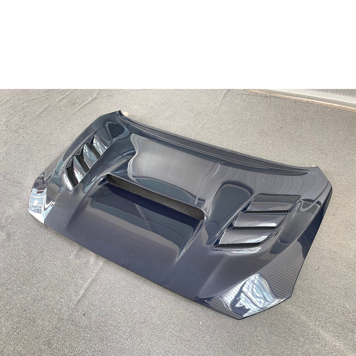 JDMuscle [WRX/STI 15-21] Capó de fibra de carbono V2 con extractor de calor 