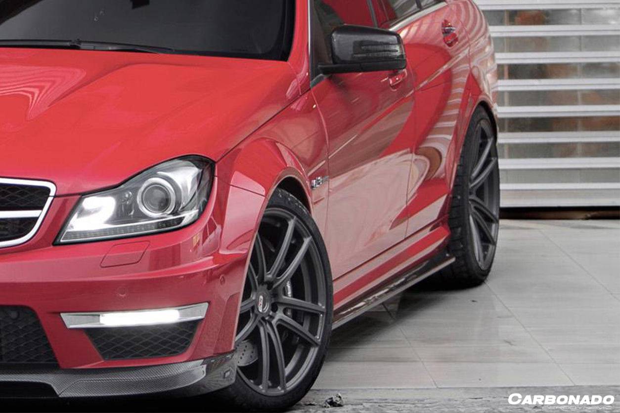 Carbonado 2008-2014 Mercedes Benz W204 C63 AMG RZ Style Carbon Fiber Side Skirts