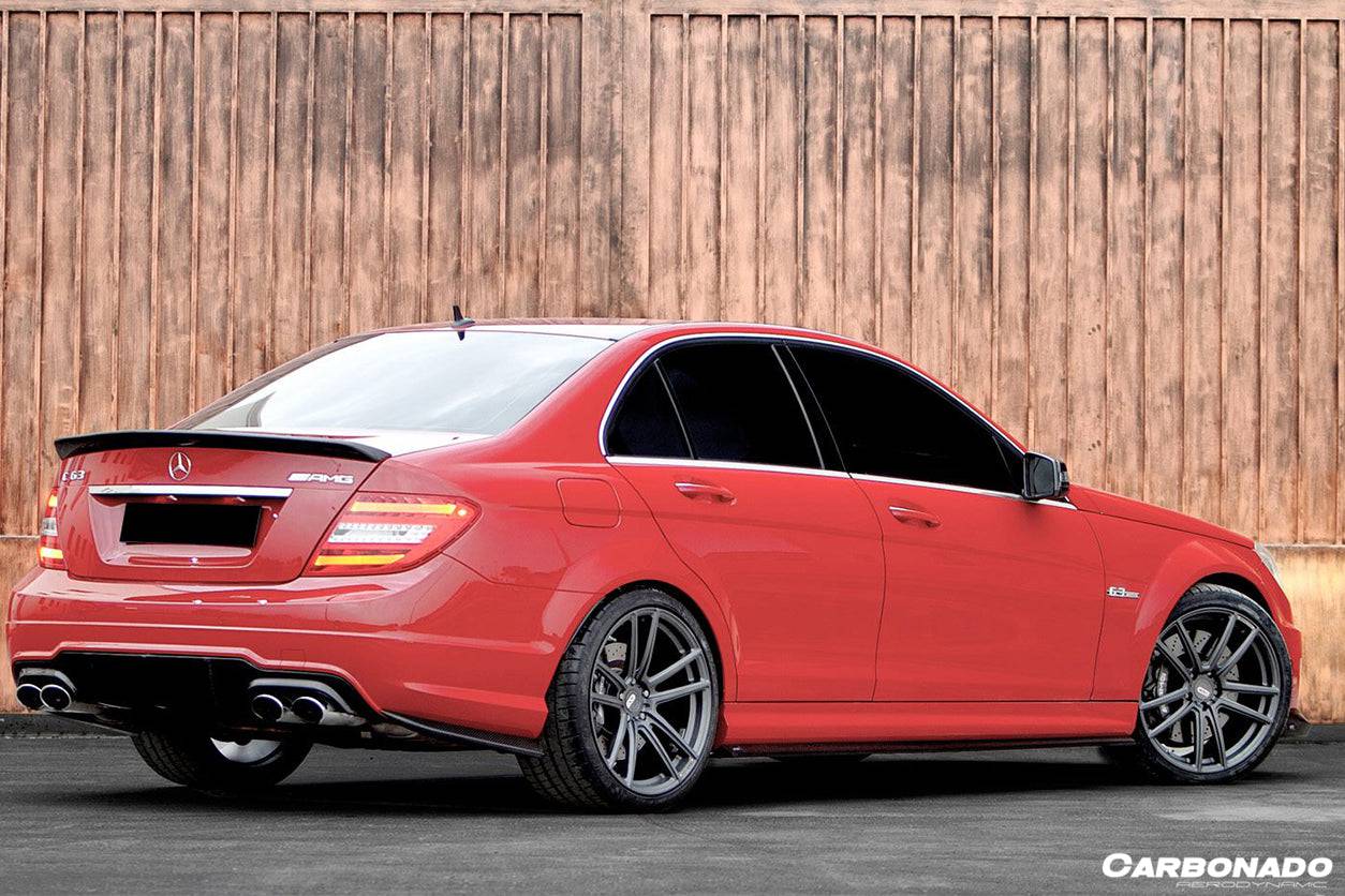 Carbonado 2008-2014 Mercedes Benz W204 C63 AMG RZ Style Carbon Fiber Side Skirts