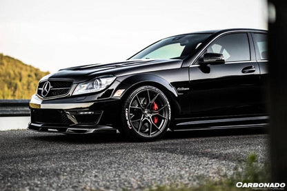 Carbonado 2008-2014 Mercedes Benz W204 C63 AMG RZ Style Carbon Fiber Side Skirts