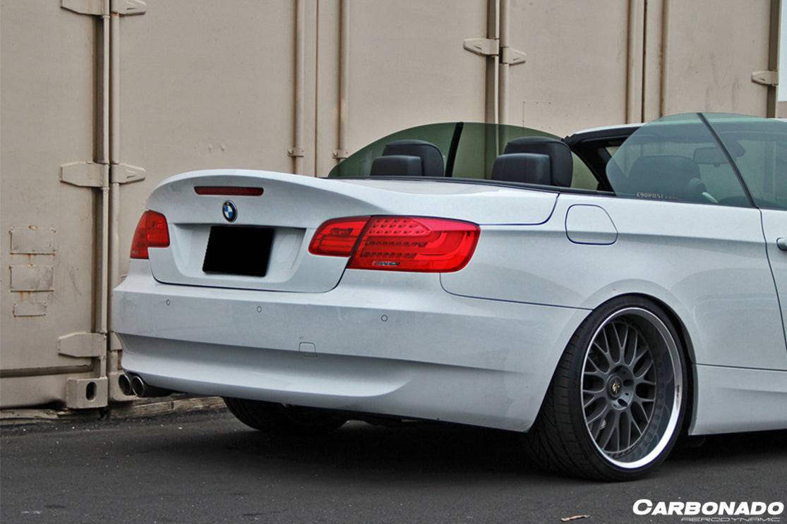 Carbonado 2008-2013 BMW 3 Series E93 M3 CLS Style Carbon Fiber Trunk