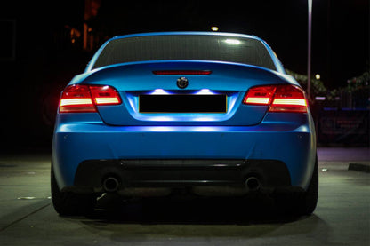 Carbonado 2008-2013 BMW 3 Series E93 M3 CLS Style Carbon Fiber Trunk