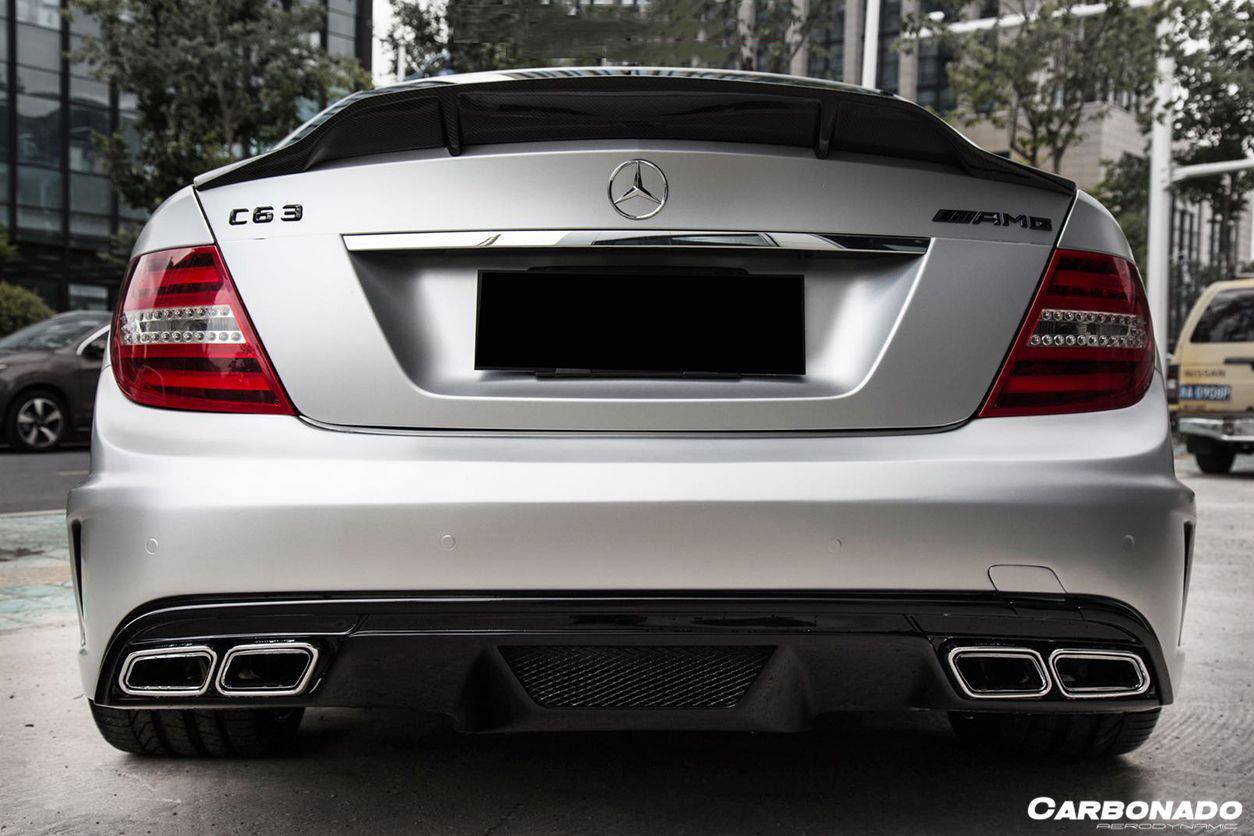 Alerón de maletero de fibra de carbono estilo Carbonado para Mercedes Benz W204 Clase C C63 AMG Sedán RT (2008-2014)