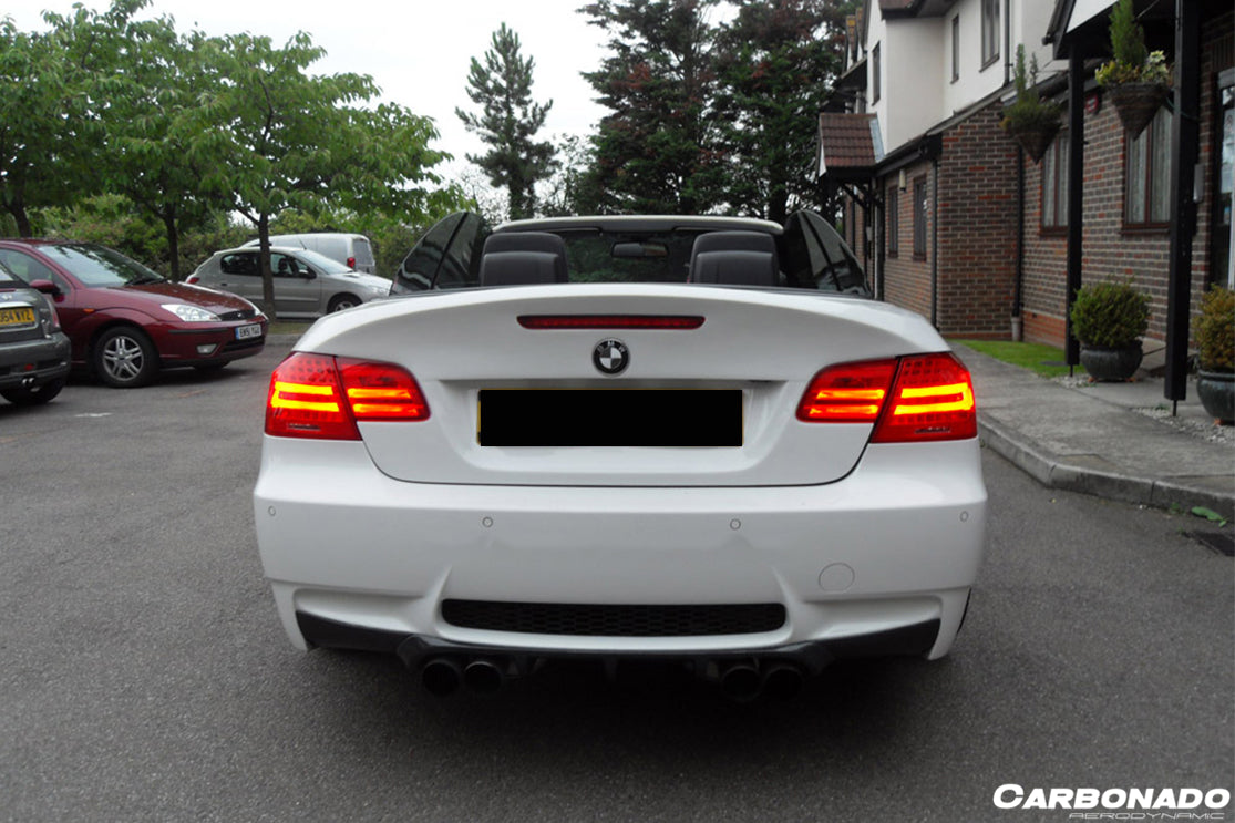 Carbonado 2008-2013 BMW 3 Series E93 M3 CLS Style Carbon Fiber Trunk