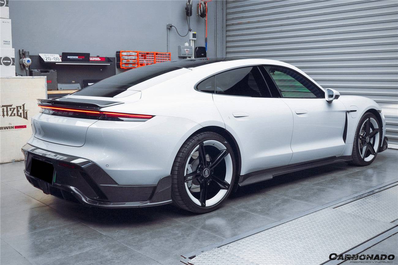 Carbonado 2019-2023 Porsche Taycan 4 4S GTS TURBO CADO Style Carbon Fiber Rear Diffuser