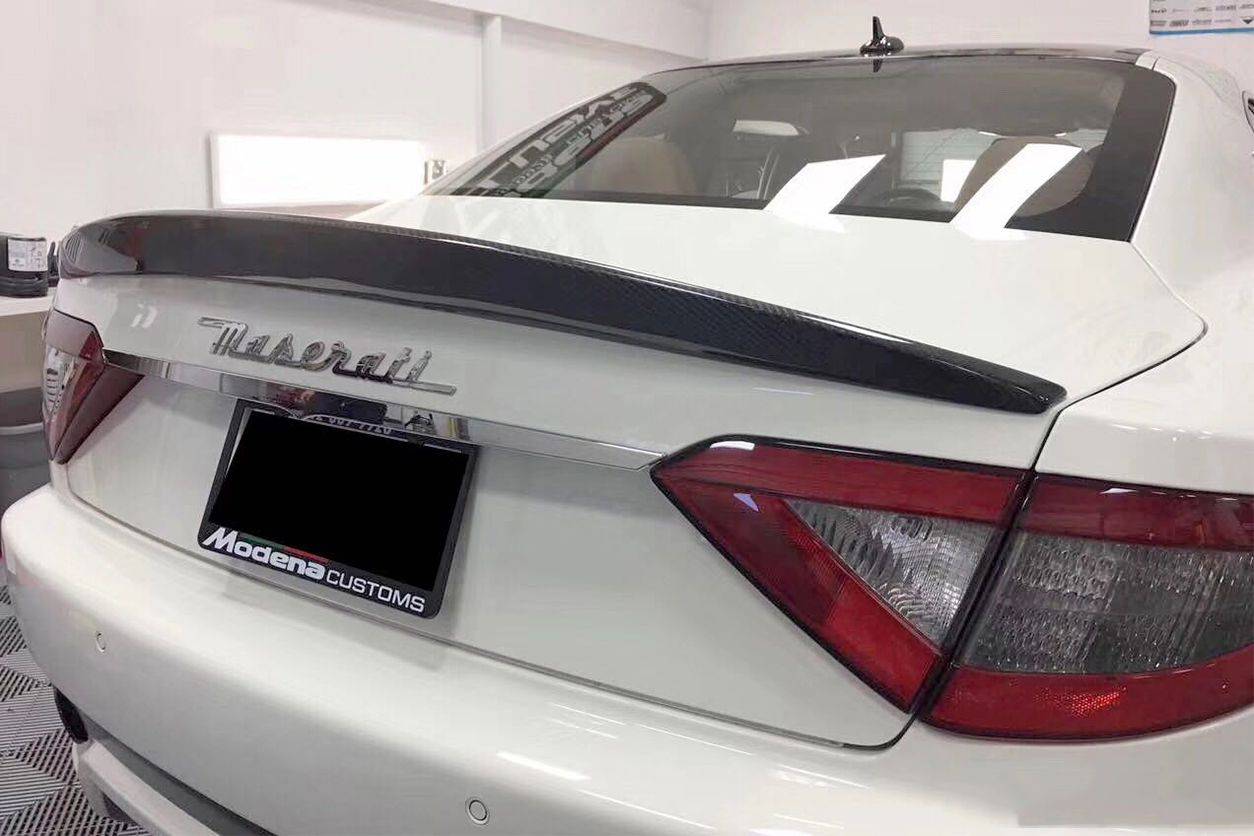 Carbonado 2008-2011 Maserati GranTurismo S 4.7L Coupe MC Style Carbon fiber Trunk Spoiler