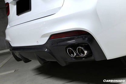 Borde trasero de fibra de carbono estilo 3D M-TECH para BMW X6 F16 2014-2019