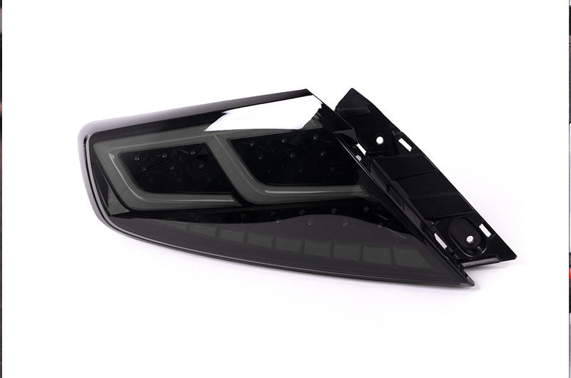 Luces traseras LED OLM Spec-AR (lente ahumada/base negra/barra blanca) - WRX 2022+