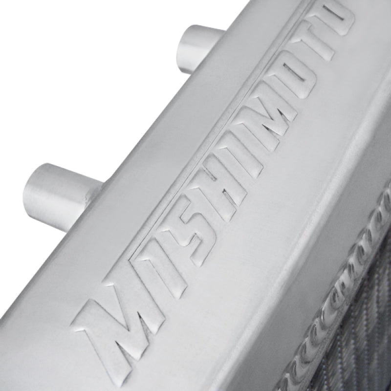 Radiador de aluminio manual Mishimoto (90-94 DSM)