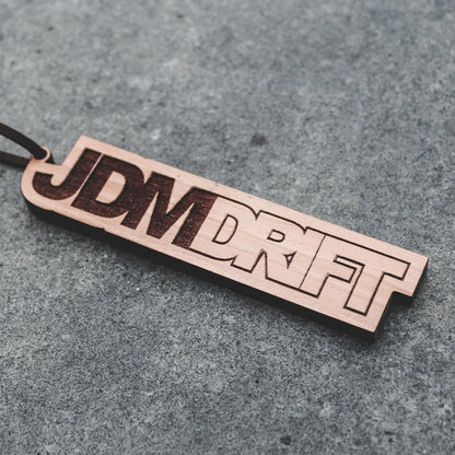 Ambientador de madera re-escentable Frshslabs (JDM Drift)