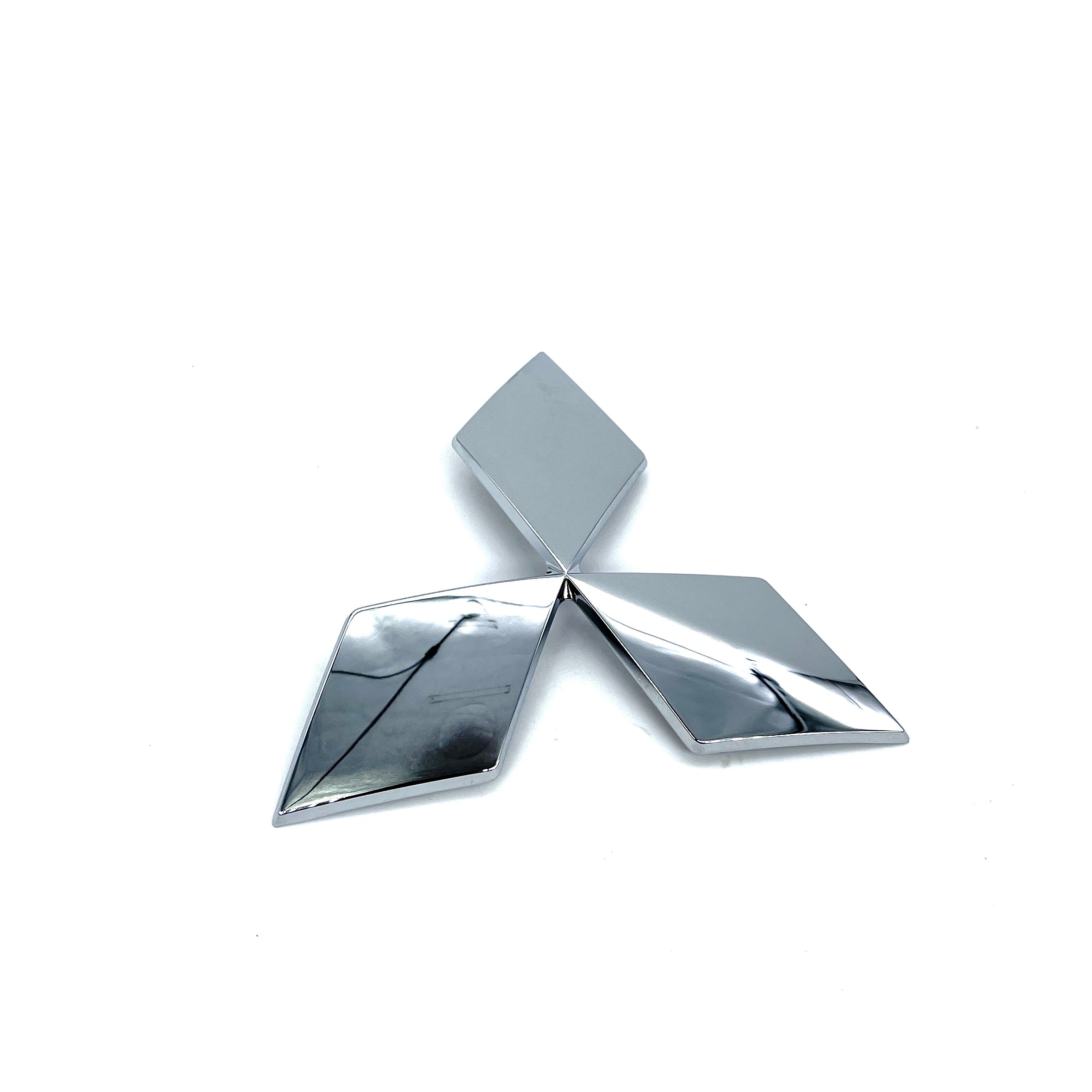 Emblema de diamante para parachoques delantero OEM Mitsubishi (Evo 8)