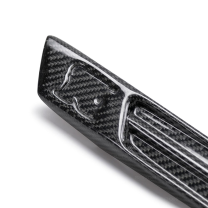 Seibon Carbon Fiber Fender Duct Logo (09-14 GT-R) - JD Customs U.S.A