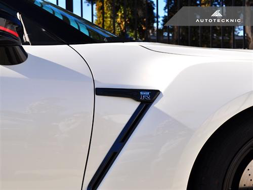 AutoTecknic Dry Carbon Emblem Cover (15+ GT-R) - JD Customs U.S.A