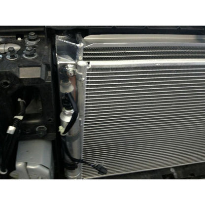 Mishimoto Manual Radiator (09+ Nissan 370Z) - Mishimoto